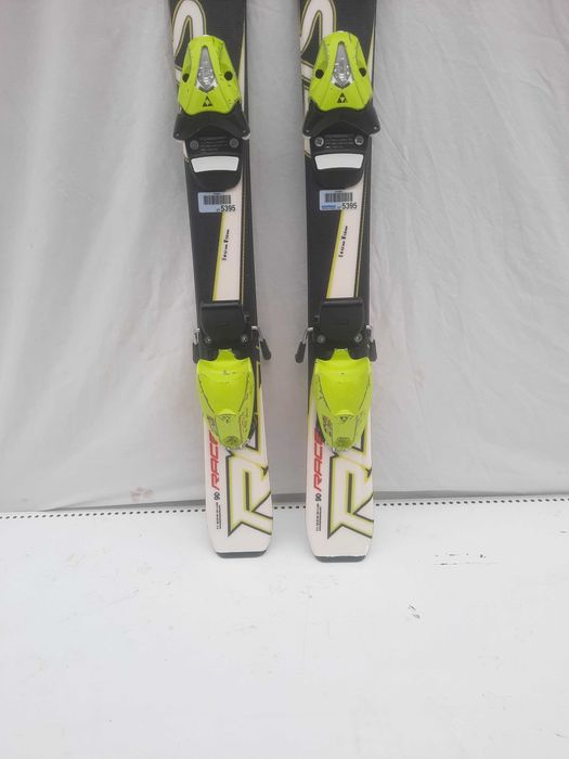 Карвинг детски ски  FISCHER RC4 RACE JR 90см.