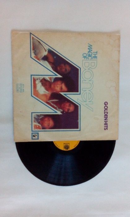 Грамофонни плочи - Лили Иванова, Boney M, Lari Nanos