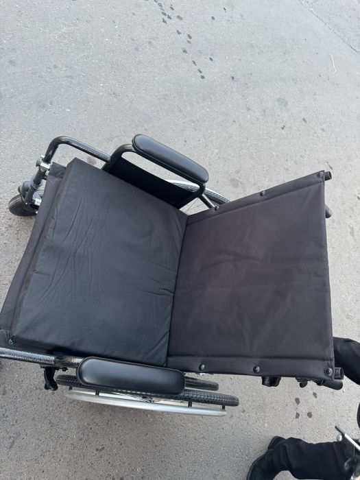 Инвалидная коляска