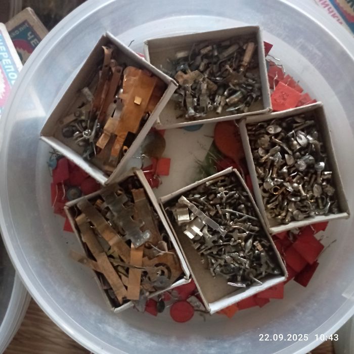 Продам радио детали б.у.