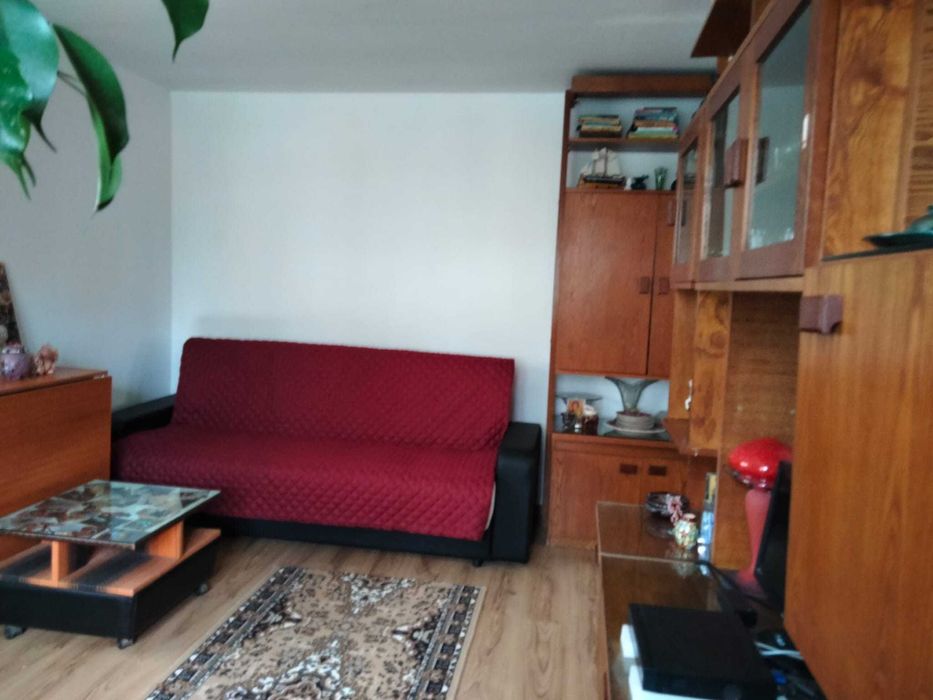 Schimb casa sat Zoresti, comuna Vernesti, cu apartament Buzau