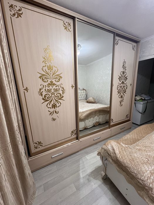 Продам шкаф купе командор
