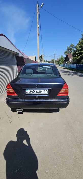 Мерседес Бенц с 200