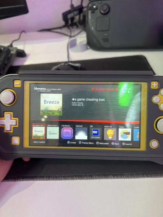 Nintendo Switch Lite прошитый