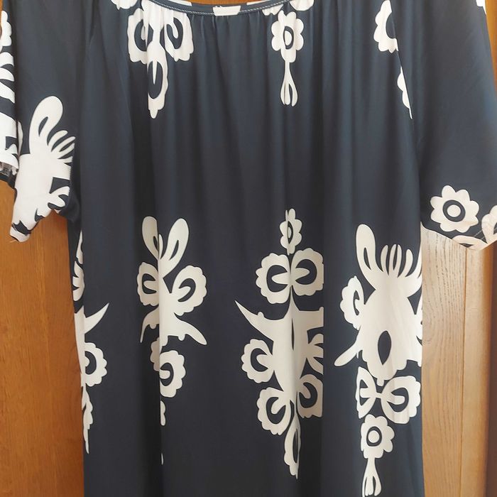 Rochie negru cu alb NOUA