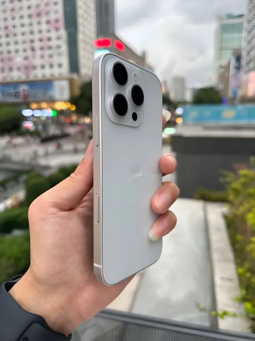 Iphone 16pro 256гб ЕАС емкос 100% ремонт көрмеген царапина жоқ