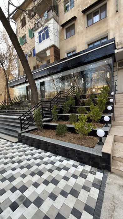 Сдаётся Помещение Новомосковская 210м2 + Терасса (N250)

 Яккасарайски