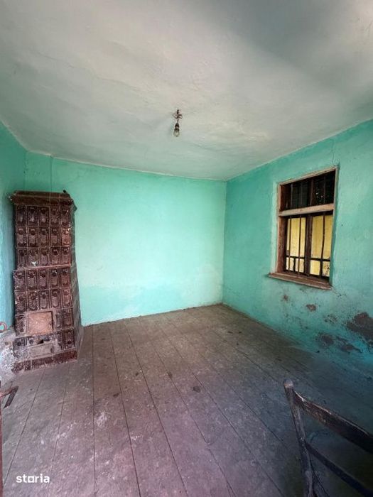 Casa 45 mp, teren 519 mp, deschidere 11,51 ml, zona Bariera Valcii