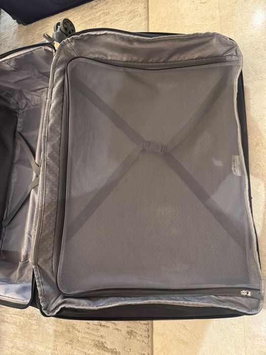 Голям куфар Samsonite