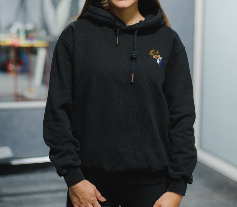 Off-white дамски ОРИГИНАЛЕН суичър XS