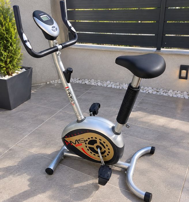 Bicicletă fitness HMS magnetică