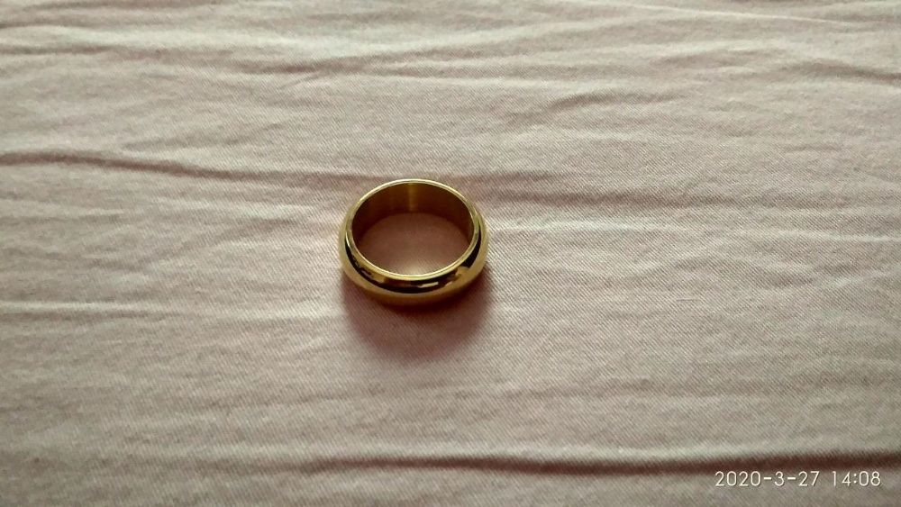 Широкие гладкие (не золото)обручальные кольца 2шт
