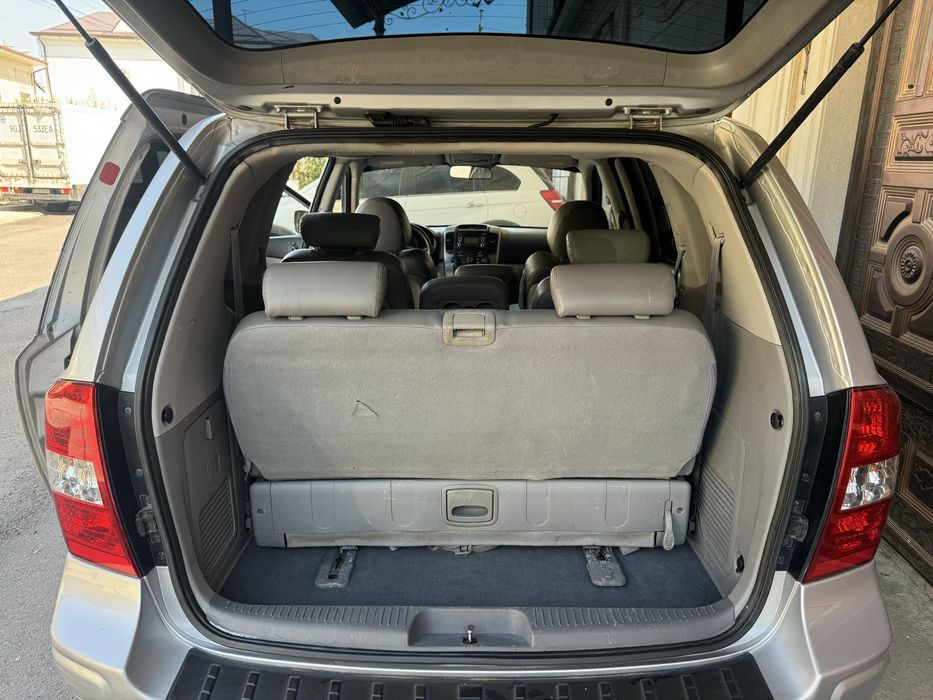 Kia carnival 9seats