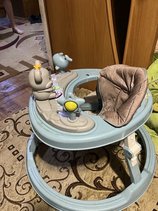 Продам детские ходунки