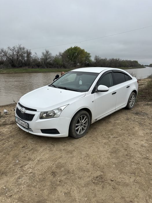 Шеврале Круз 2011