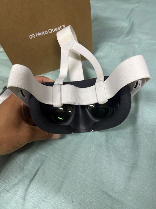 Vand ochelari VR Meta Quest 3