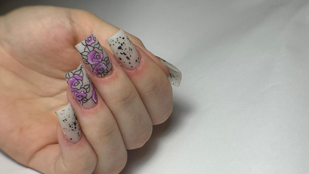 Manichiura și pedichiura la cel mai bun preț ! 50 lei