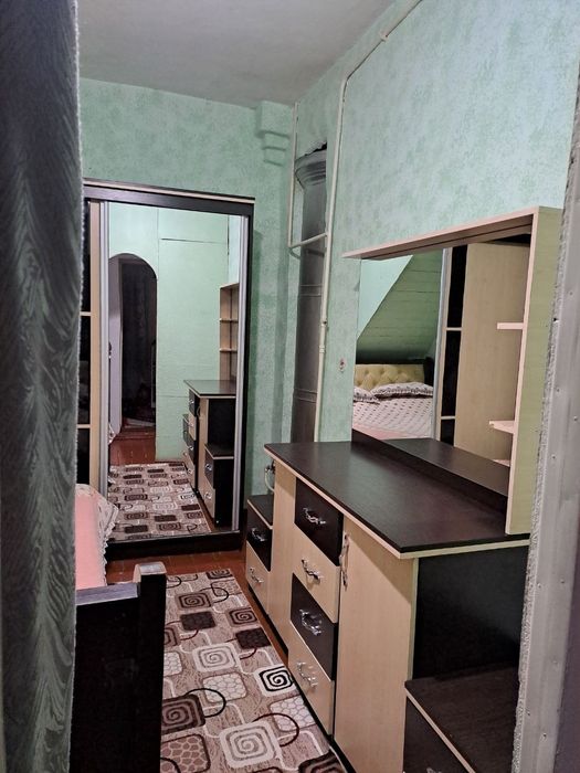 Срочно продажа коттеджа в яшнабадском районе 
Этажа 2
Сот 1.1
84 кв.м
