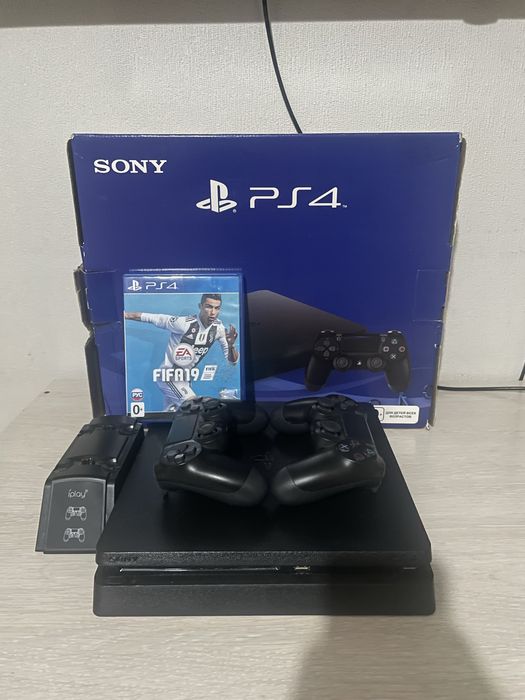 Продам ps4 slim срочно!!