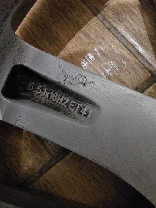 Jante R16 Vw  PASSAT  B8