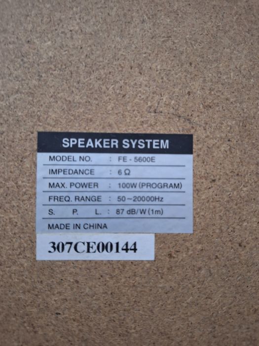 Vând combina muzicala LG +2boxe+telecomanda