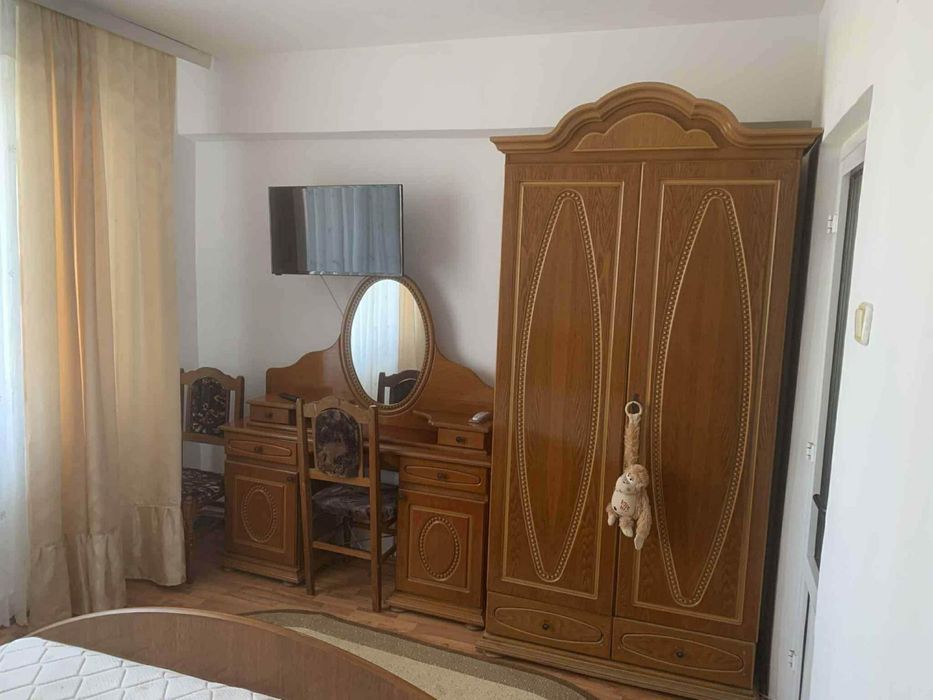 Închiriez apartament 2 camere – Fetești, zonă centrală