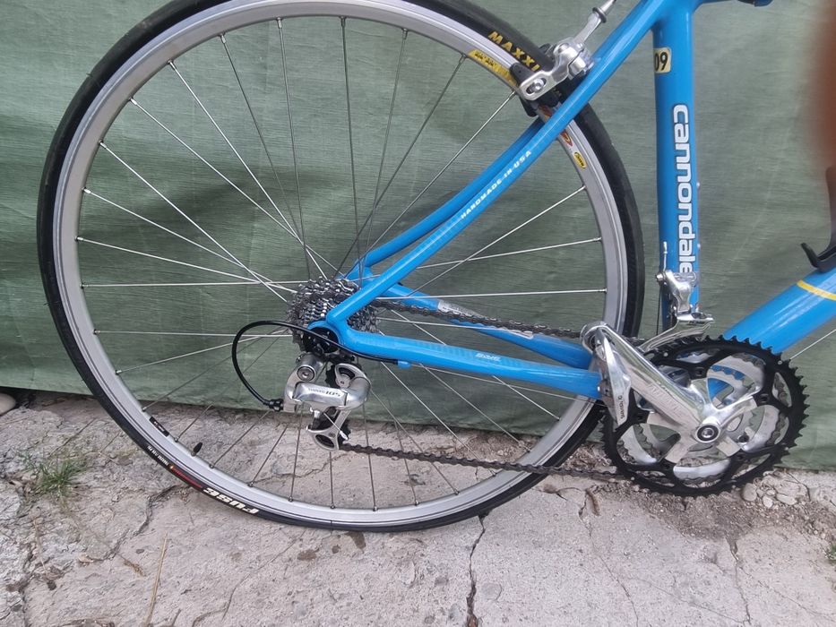 Bicicletă semicursieră