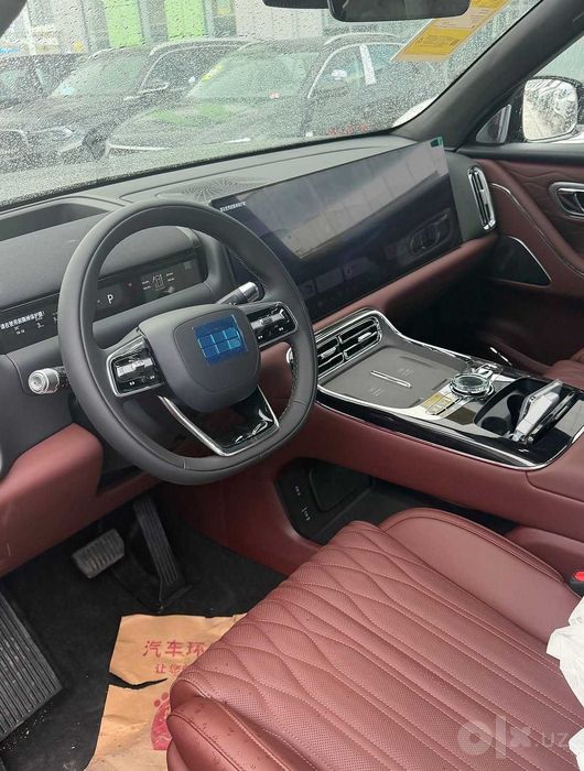 Geely 2026 Galaxy M9, 210km AWD Black Gold Intelligent Edition