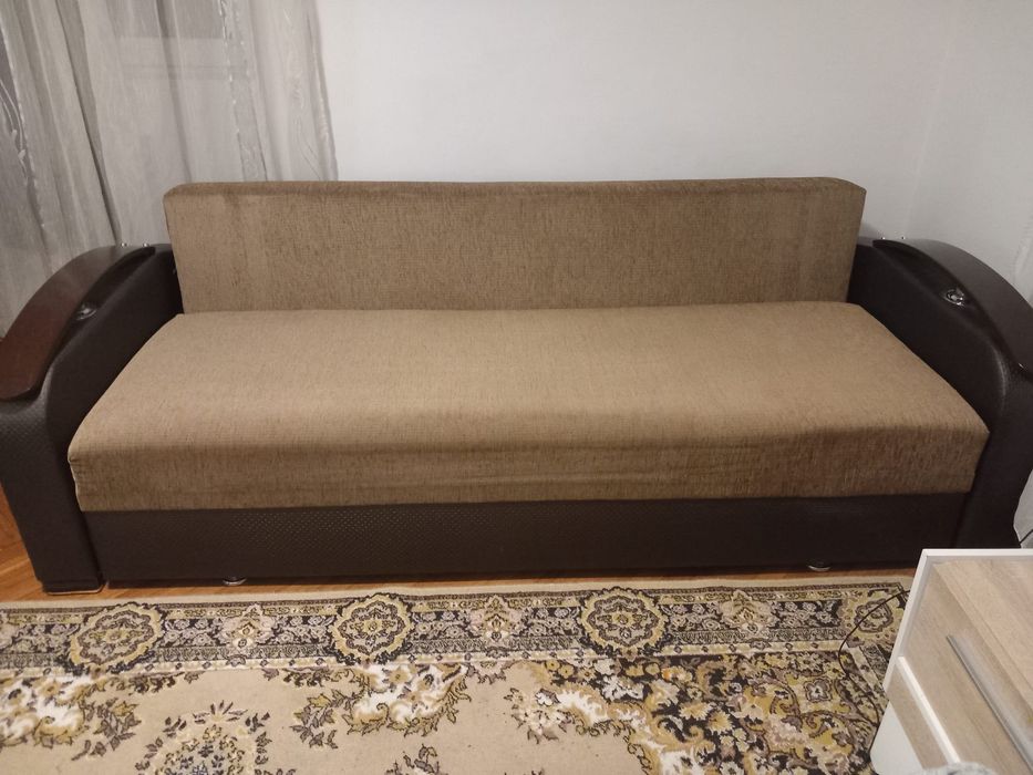 Canapea extensibilă stare OK – PREȚ BUN!