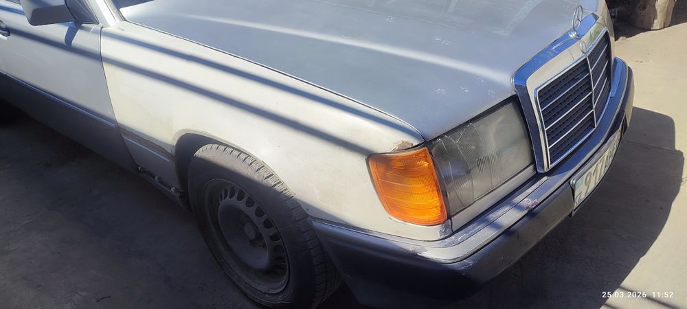 Мерседес 124 2.3