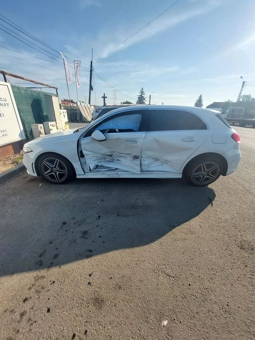 Dezmembrez Mercedes Benz A200 CDI w177