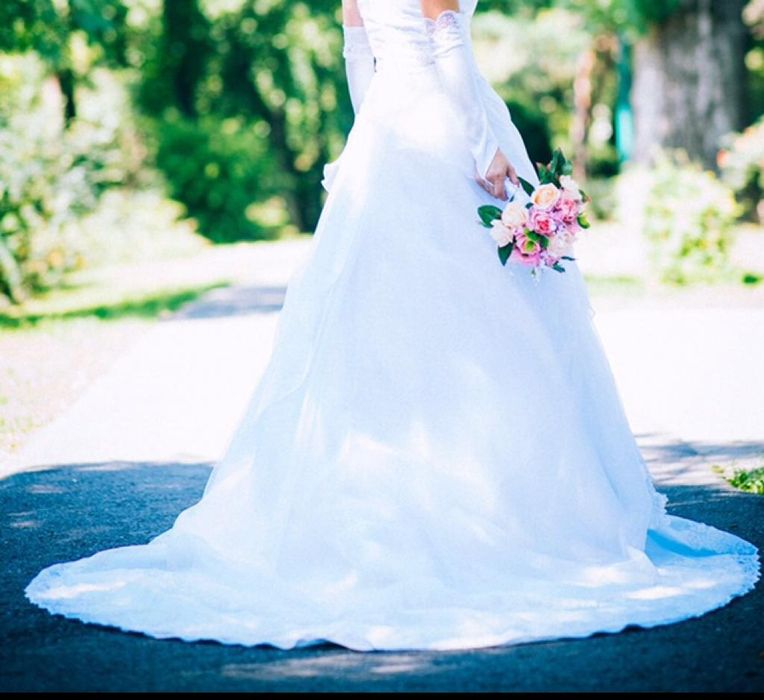 Rochie mireasa  1500