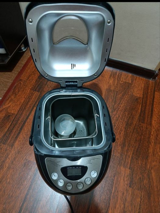 Продаю хлебопечь