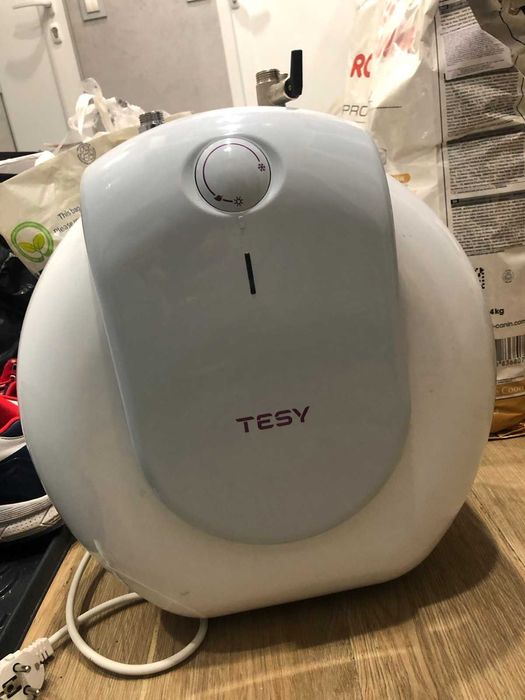 Почти нов проточен бойлер Tesy