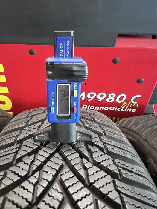 Зимни гуми 185/60 R15  Firestone