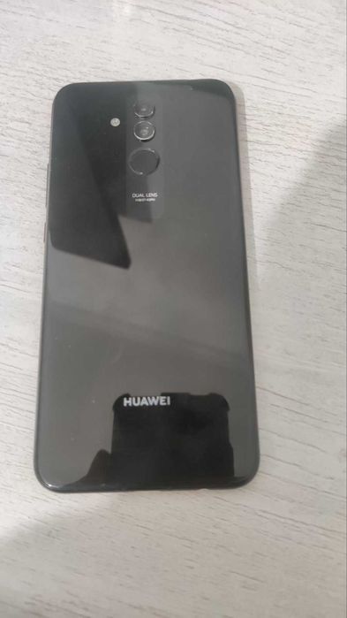 Huawei Mate 20 lite 4gb/64gb запазен