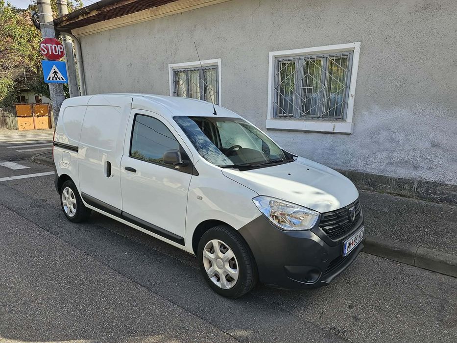 Se vinde Dacia Dokker