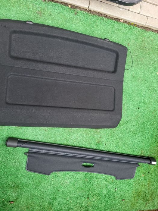 Polita, rulou  portbagaj  Dacia jogger si Duster