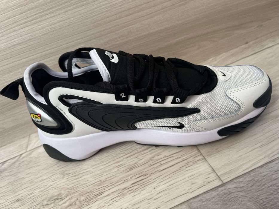 Новые кроссовки 39-40 размер