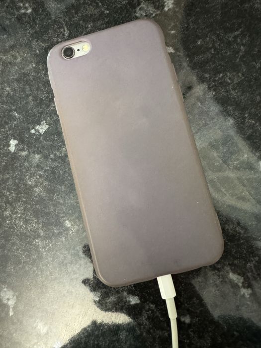 Продам телефон  iPhone 6s