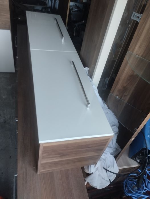 Vând mobilă în stare foarte bună