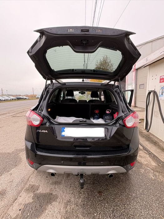 Vând Ford Kuga 2012