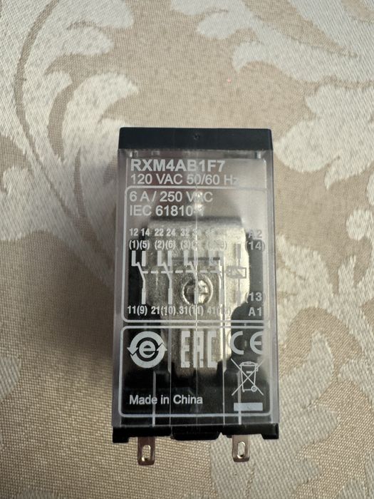 Releu industrial Schneider RXM4AB1F7 120V