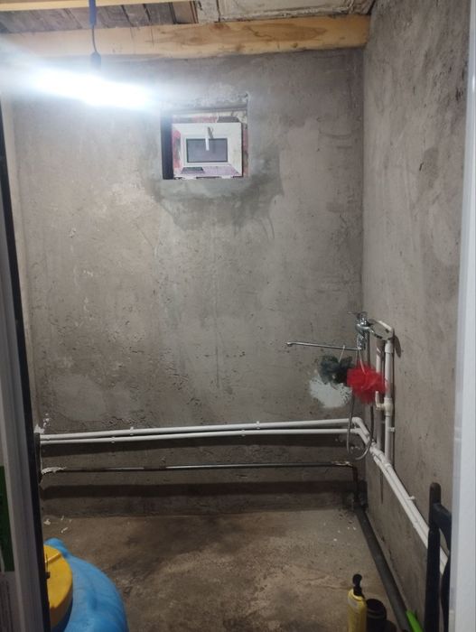 Srochna uy sotiladi  Navbahorda 6sotihli uy sotiladi