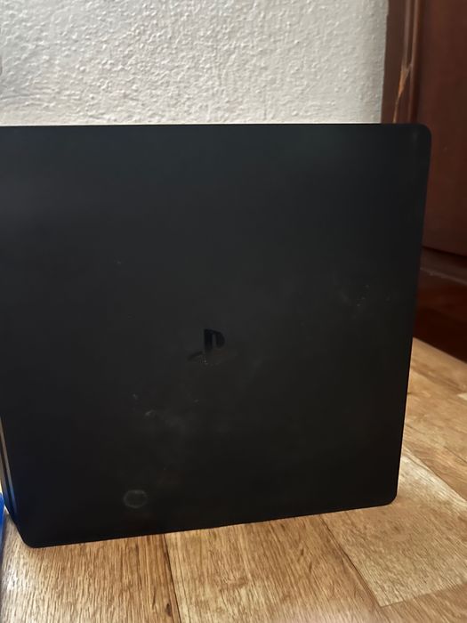 Playstation slim 4