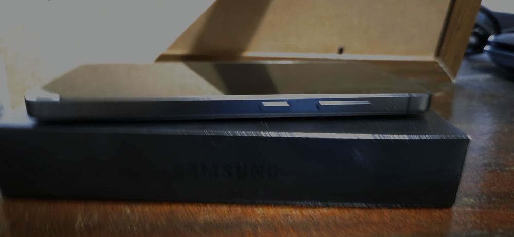 Samsung galaxy S24 256GB