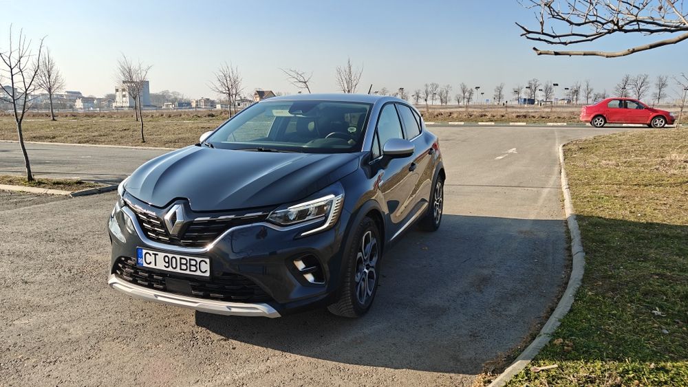 Renault captur e-tech/plug-in hibrid/160cp/60000 km