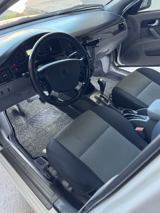 Jentra sveji 1 qul minilgan uyga ishga