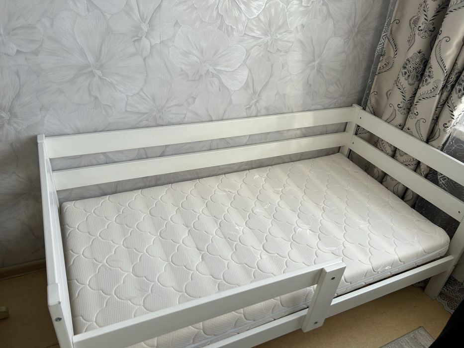 Продам детскую кровать