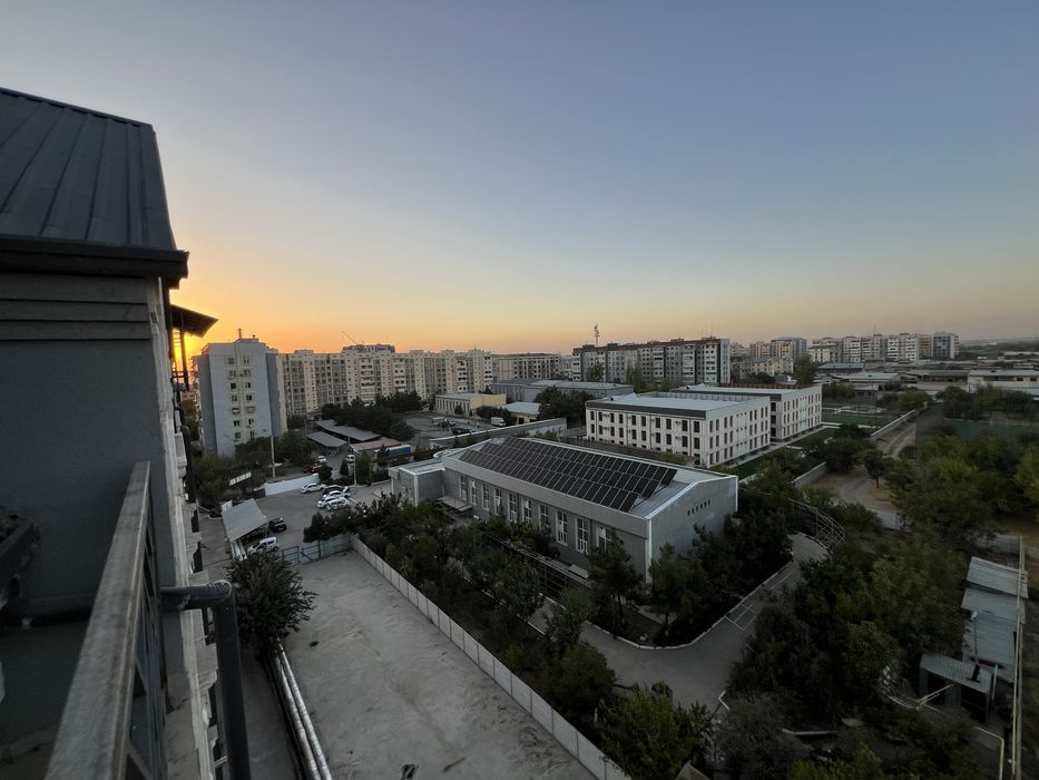 Продаётся Шайхонтохур р-н Белтепа 98 квадрат 7-этаж 7 этажный дом Своя